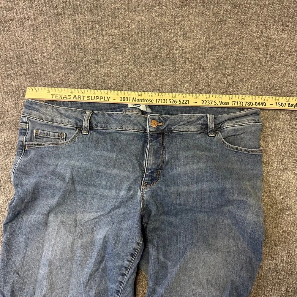 Old Navy Jeans Womens Size 22 Blue Plus Short Distressed Straight Leg Denim